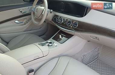 Седан Mercedes-Benz S-Class 2013 в 