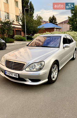 Седан Mercedes-Benz S-Class 2005 в Вишгороді