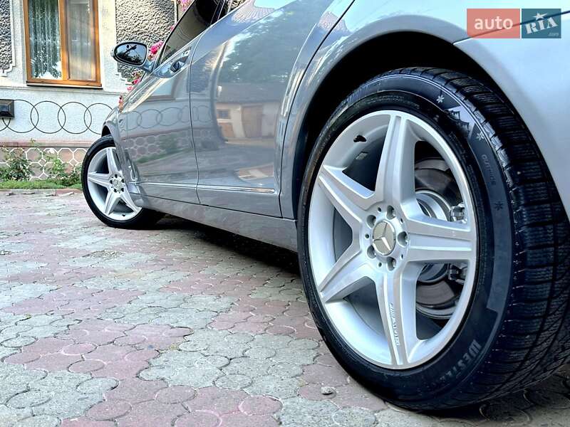 Седан Mercedes-Benz S-Class 2006 в Чернівцях