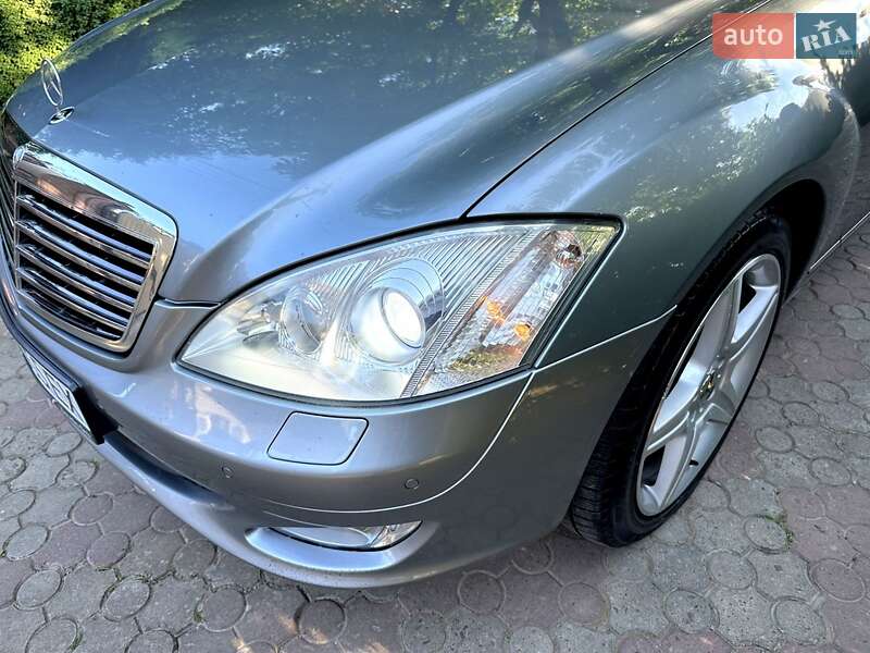 Седан Mercedes-Benz S-Class 2006 в Чернівцях