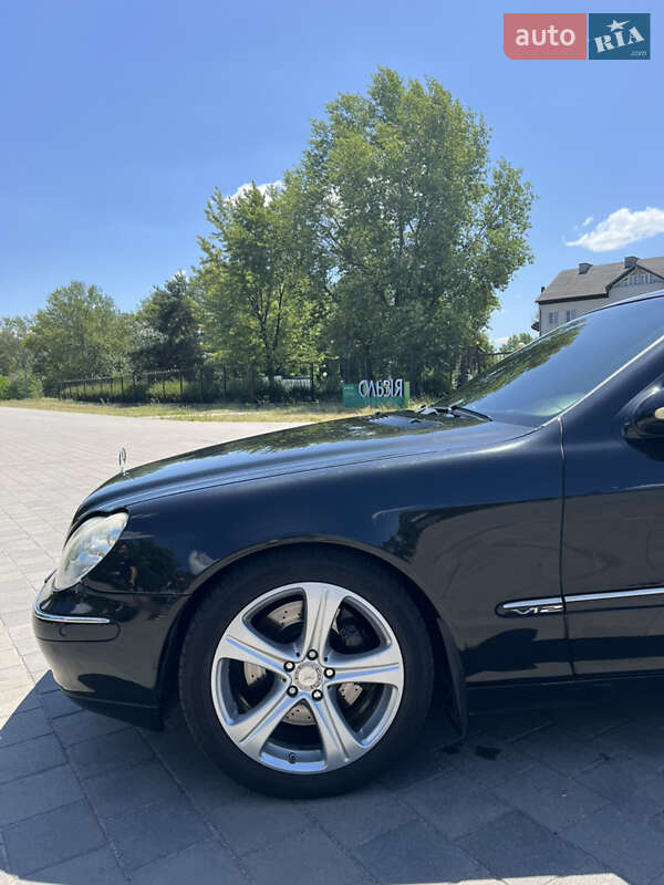 Седан Mercedes-Benz S-Class 2001 в Горишних Плавнях