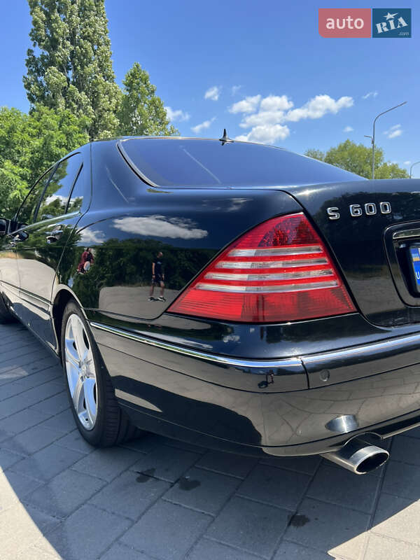 Седан Mercedes-Benz S-Class 2001 в Горишних Плавнях