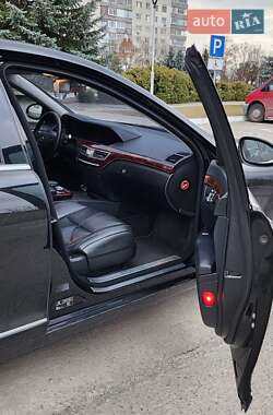 Седан Mercedes-Benz S-Class 2006 в 