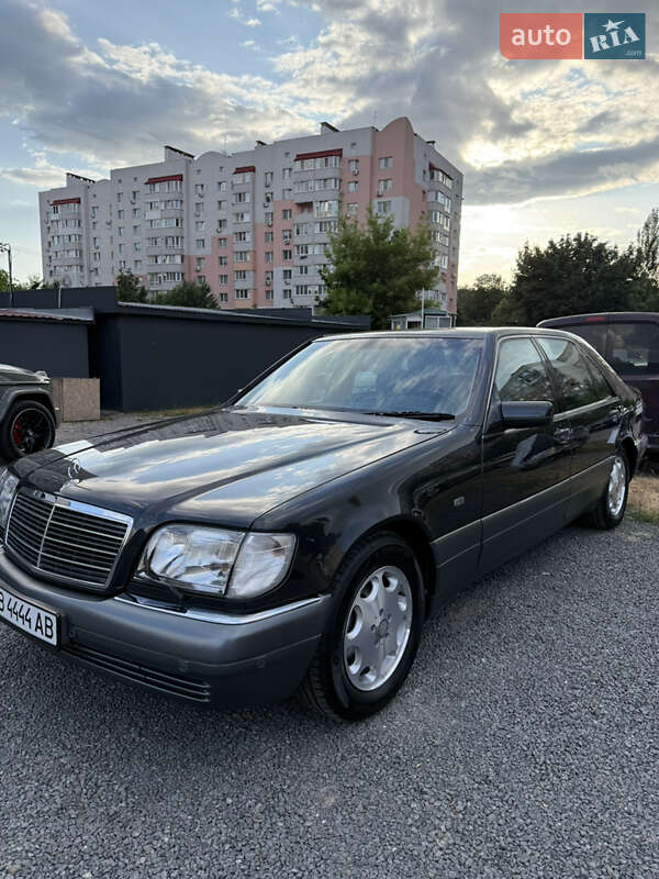 Mercedes-Benz S-Class 1998