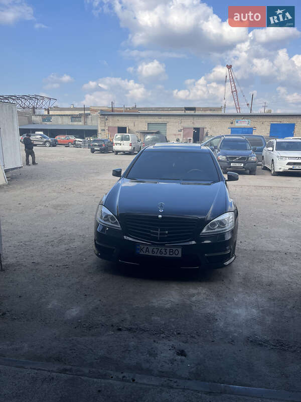 Седан Mercedes-Benz S-Class 2007 в Николаеве