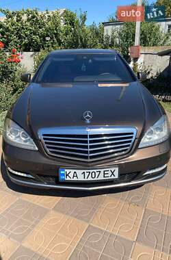 Седан Mercedes-Benz S-Class 2012 в Києві