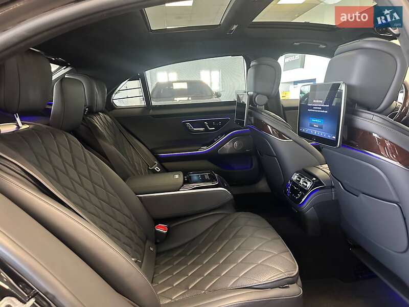Седан Mercedes-Benz S-Class 2023 в Киеве