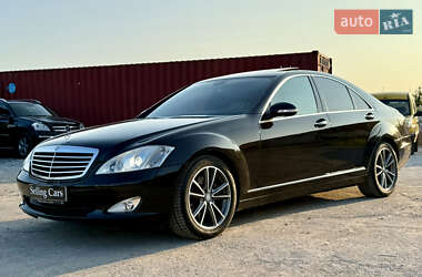 Седан Mercedes-Benz S-Class 2006 в 