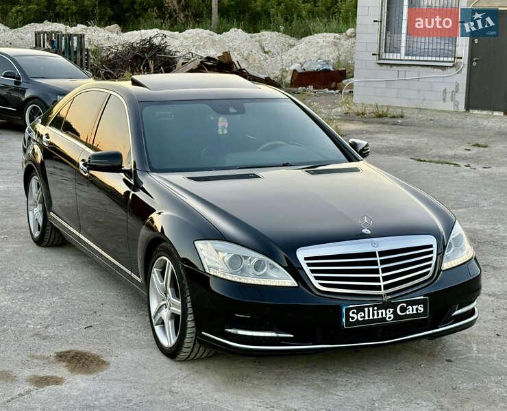 Седан Mercedes-Benz S-Class 2010 в Ровно