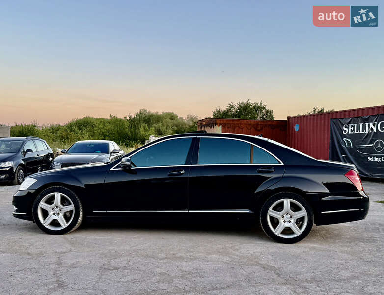 Седан Mercedes-Benz S-Class 2010 в Ровно