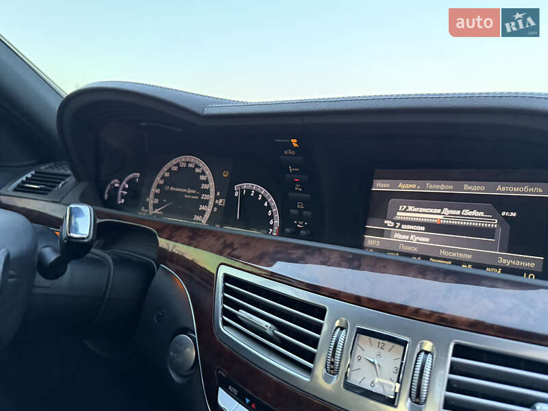 Седан Mercedes-Benz S-Class 2010 в Ровно