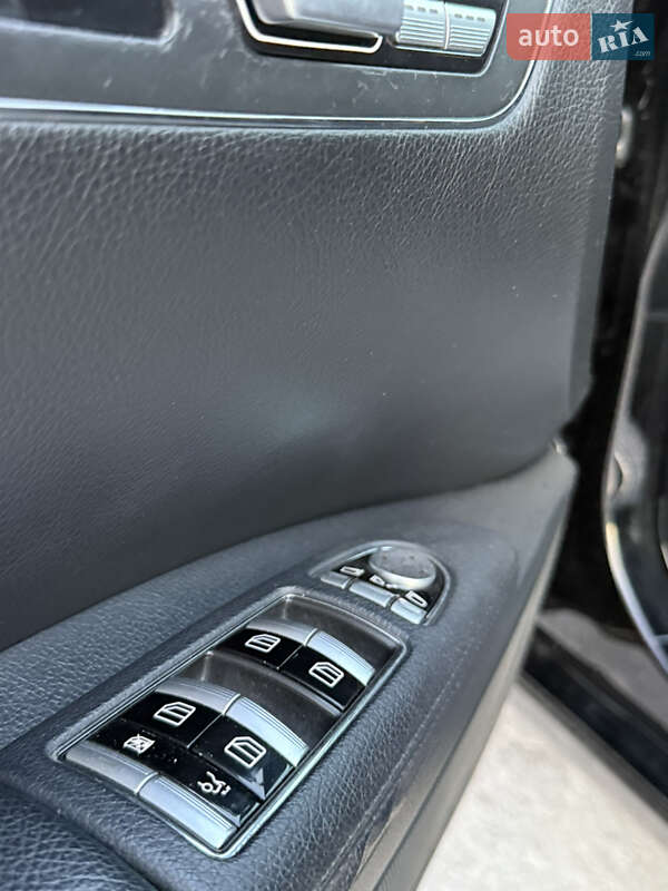 Седан Mercedes-Benz S-Class 2010 в Ровно