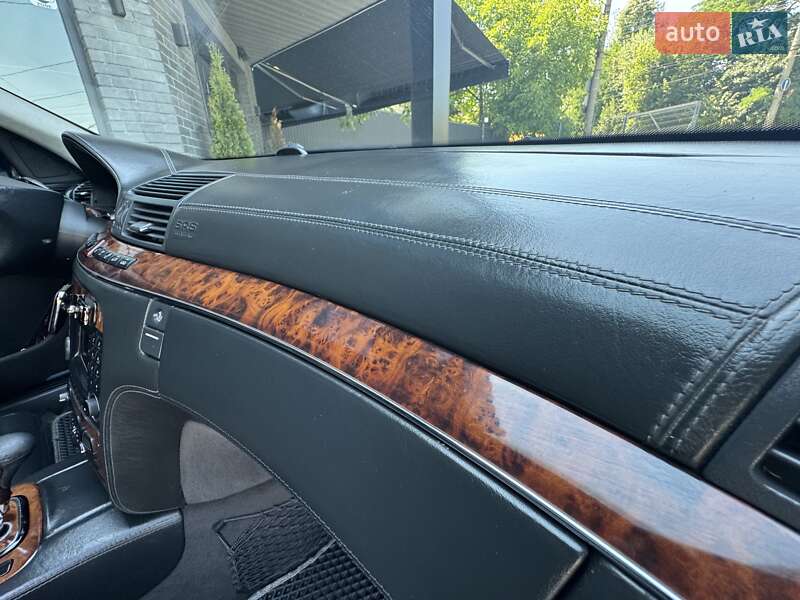 Седан Mercedes-Benz S-Class 2001 в Чернівцях