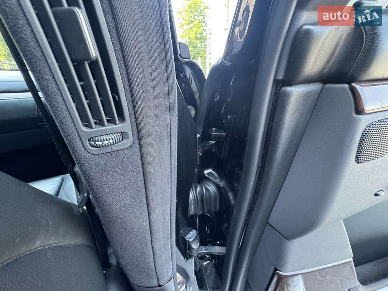 Седан Mercedes-Benz S-Class 2001 в Чернівцях