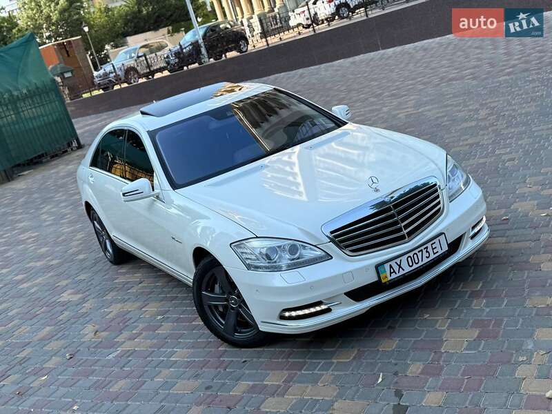 Седан Mercedes-Benz S-Class 2012 в Одессе