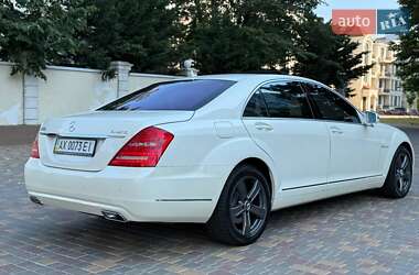 Седан Mercedes-Benz S-Class 2012 в 