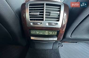 Седан Mercedes-Benz S-Class 2012 в 