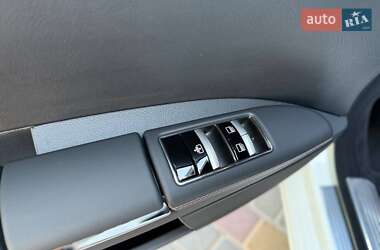 Седан Mercedes-Benz S-Class 2012 в 
