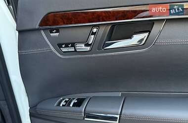 Седан Mercedes-Benz S-Class 2012 в 