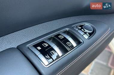 Седан Mercedes-Benz S-Class 2012 в 