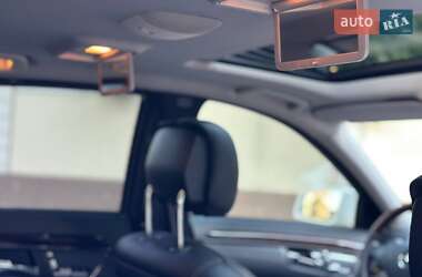 Седан Mercedes-Benz S-Class 2012 в 