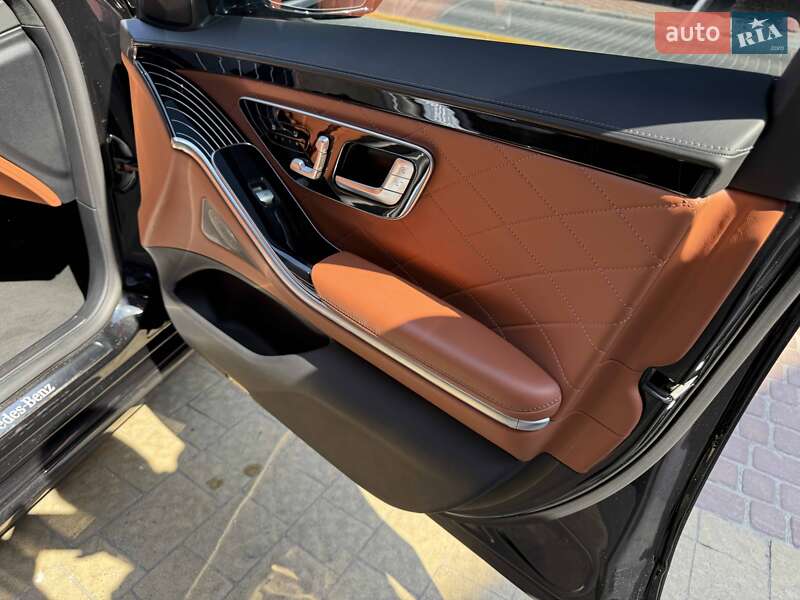 Седан Mercedes-Benz S-Class 2021 в Львове