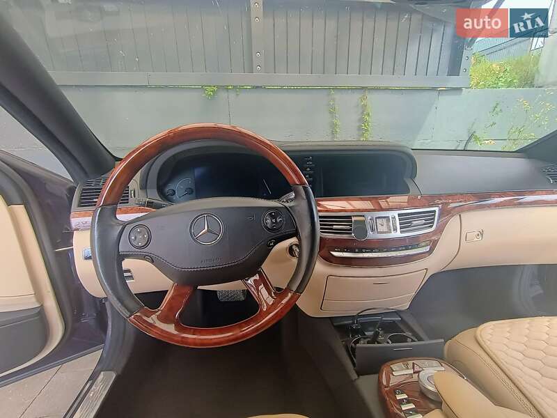 Седан Mercedes-Benz S-Class 2006 в Києві
