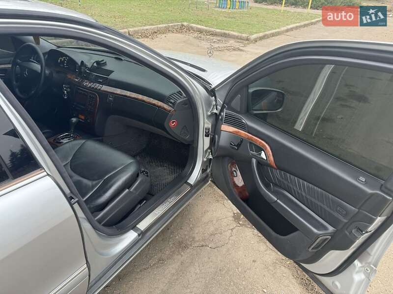Седан Mercedes-Benz S-Class 2001 в Львове