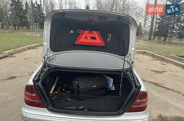 Седан Mercedes-Benz S-Class 2001 в 