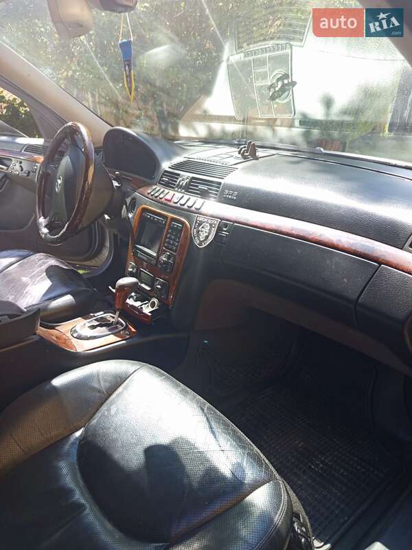 Седан Mercedes-Benz S-Class 2002 в Бориславе