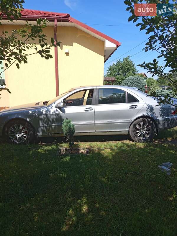 Седан Mercedes-Benz S-Class 2002 в Бориславе