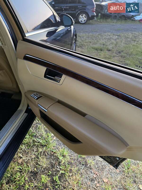 Седан Mercedes-Benz S-Class 2007 в Ровно