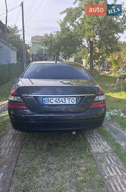 Седан Mercedes-Benz S-Class 2006 в 