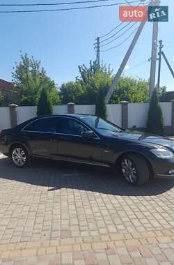 Седан Mercedes-Benz S-Class 2012 в 