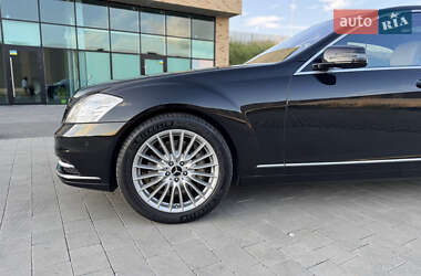 Седан Mercedes-Benz S-Class 2012 в 