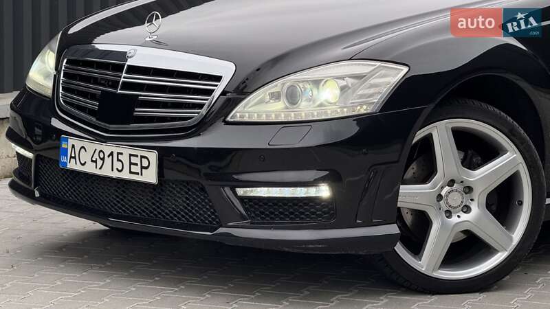 Седан Mercedes-Benz S-Class 2009 в Стрию