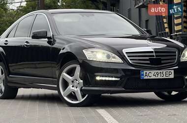 Седан Mercedes-Benz S-Class 2009 в 