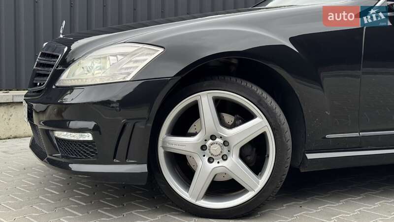 Седан Mercedes-Benz S-Class 2009 в Стрию