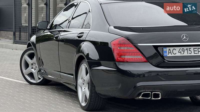 Седан Mercedes-Benz S-Class 2009 в Стрию