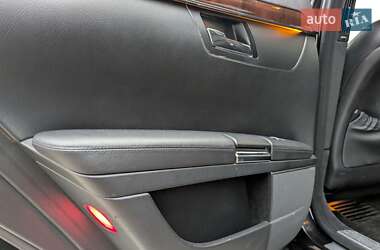 Седан Mercedes-Benz S-Class 2009 в 