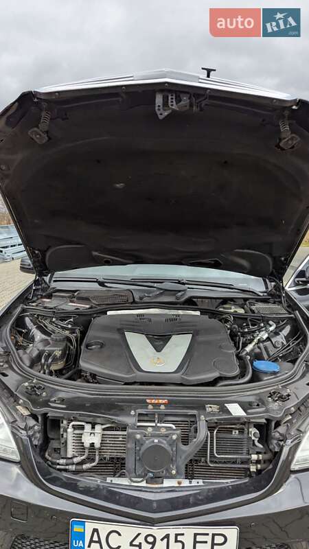 Седан Mercedes-Benz S-Class 2009 в Стрию