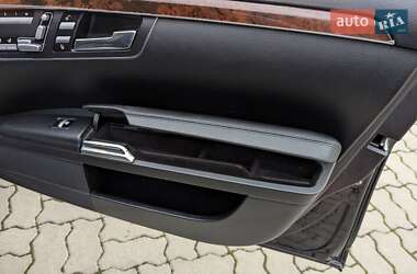 Седан Mercedes-Benz S-Class 2009 в 