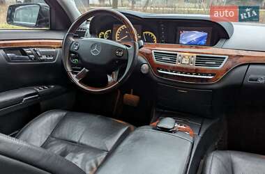 Седан Mercedes-Benz S-Class 2009 в 