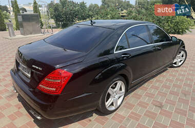Седан Mercedes-Benz S-Class 2008 в 