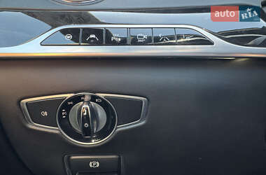 Седан Mercedes-Benz S-Class 2015 в 