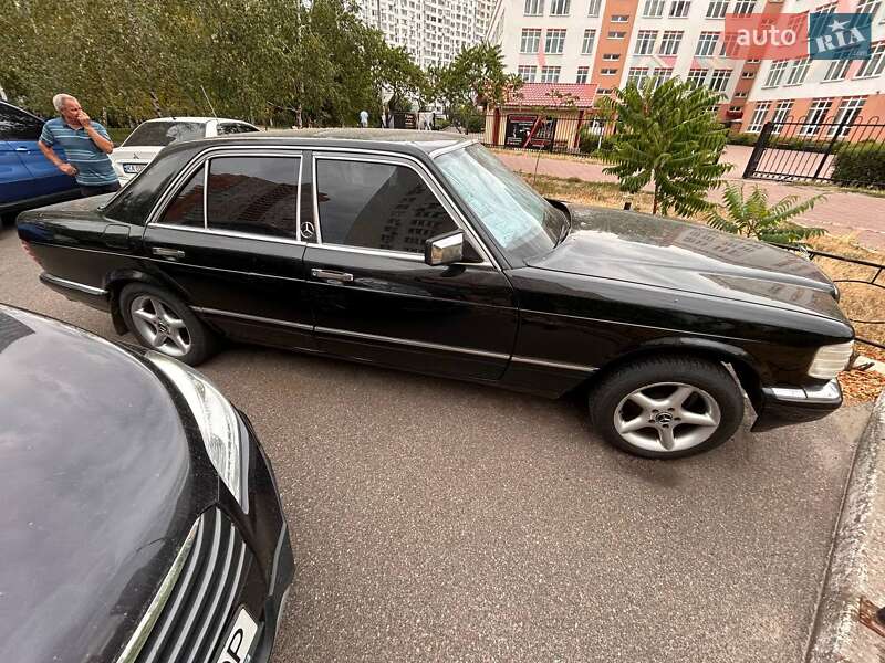 Седан Mercedes-Benz S-Class 1987 в Киеве