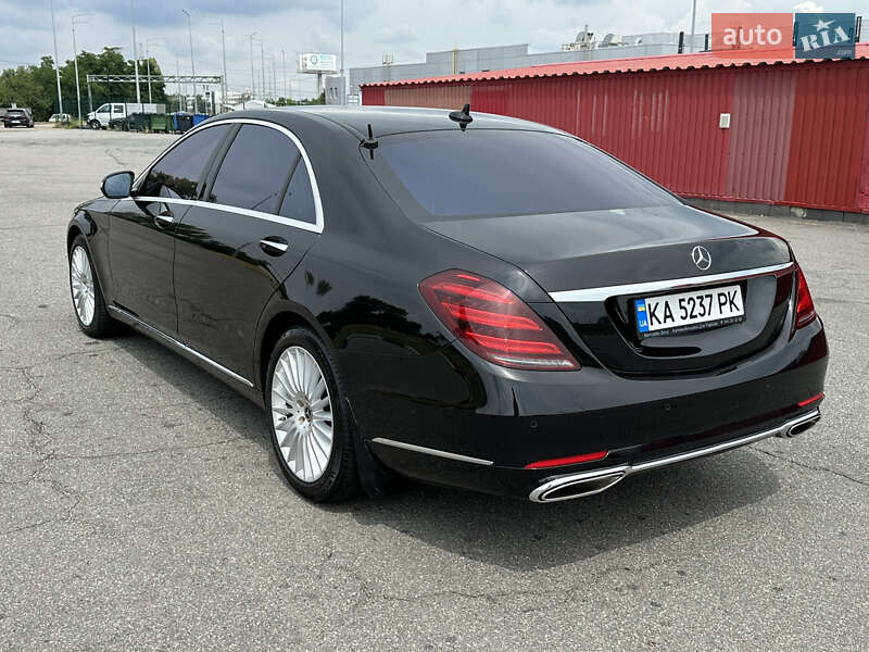 Седан Mercedes-Benz S-Class 2018 в Києві