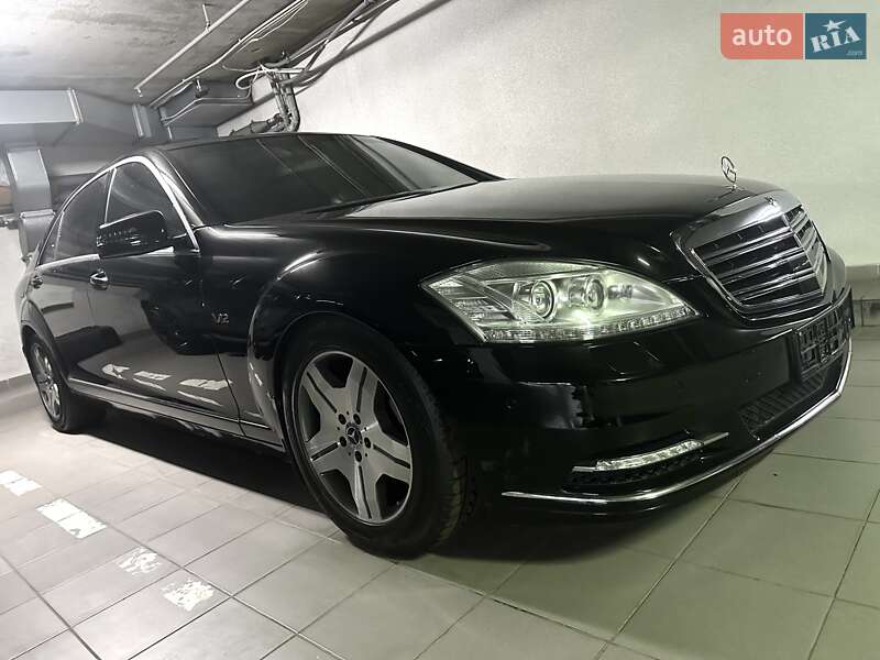 Седан Mercedes-Benz S-Class 2008 в Днепре