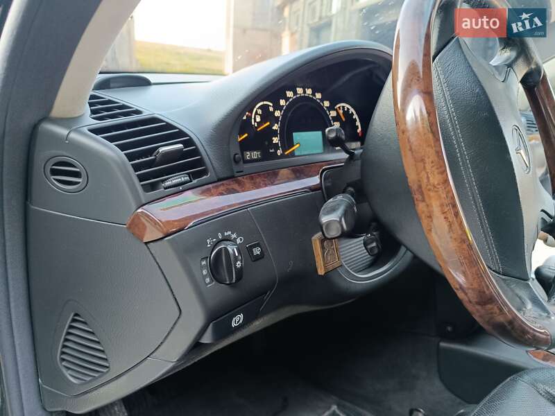 Седан Mercedes-Benz S-Class 2005 в Бережанах
