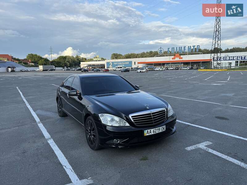 Седан Mercedes-Benz S-Class 2007 в 